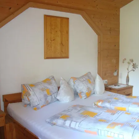 Haus Klaunzer شقة
